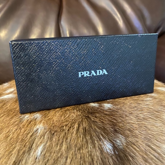 Prada Subglasses - Picture 4 of 6